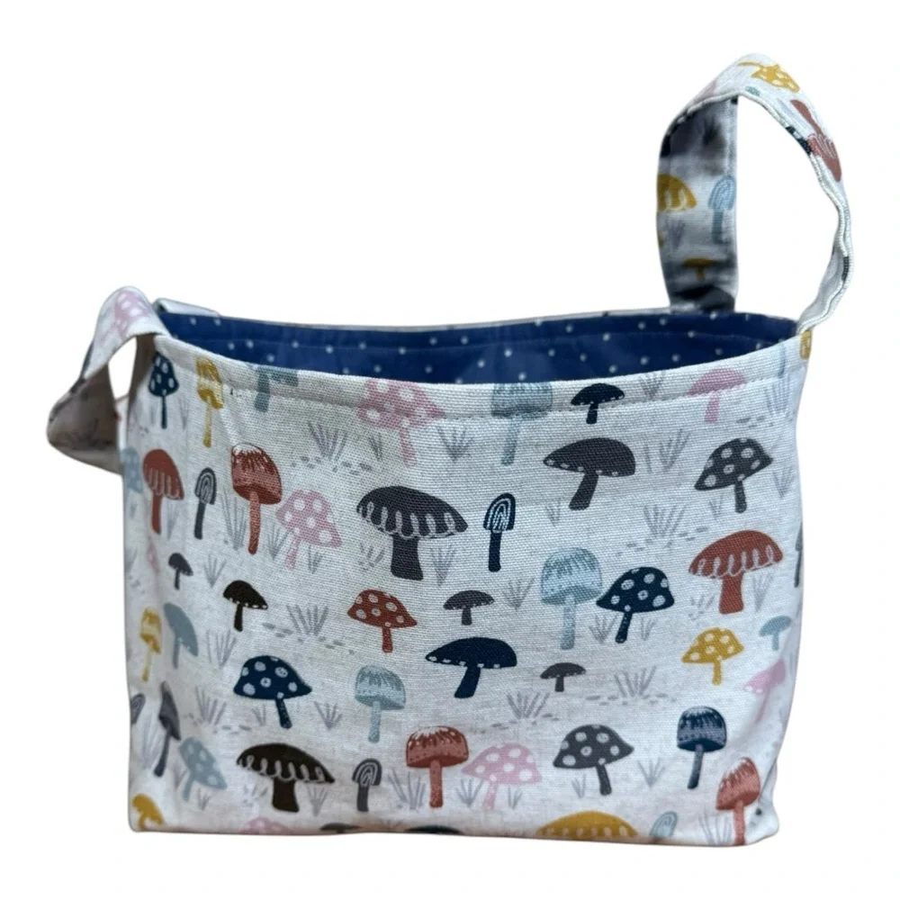 Mushroom Print‎ Fabric Storage Basket with a Flat Bottom